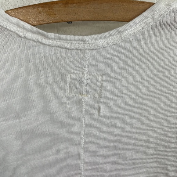 rag and bone Unisex Pride Lips Tee - Limited Edition - Picture 7 of 10